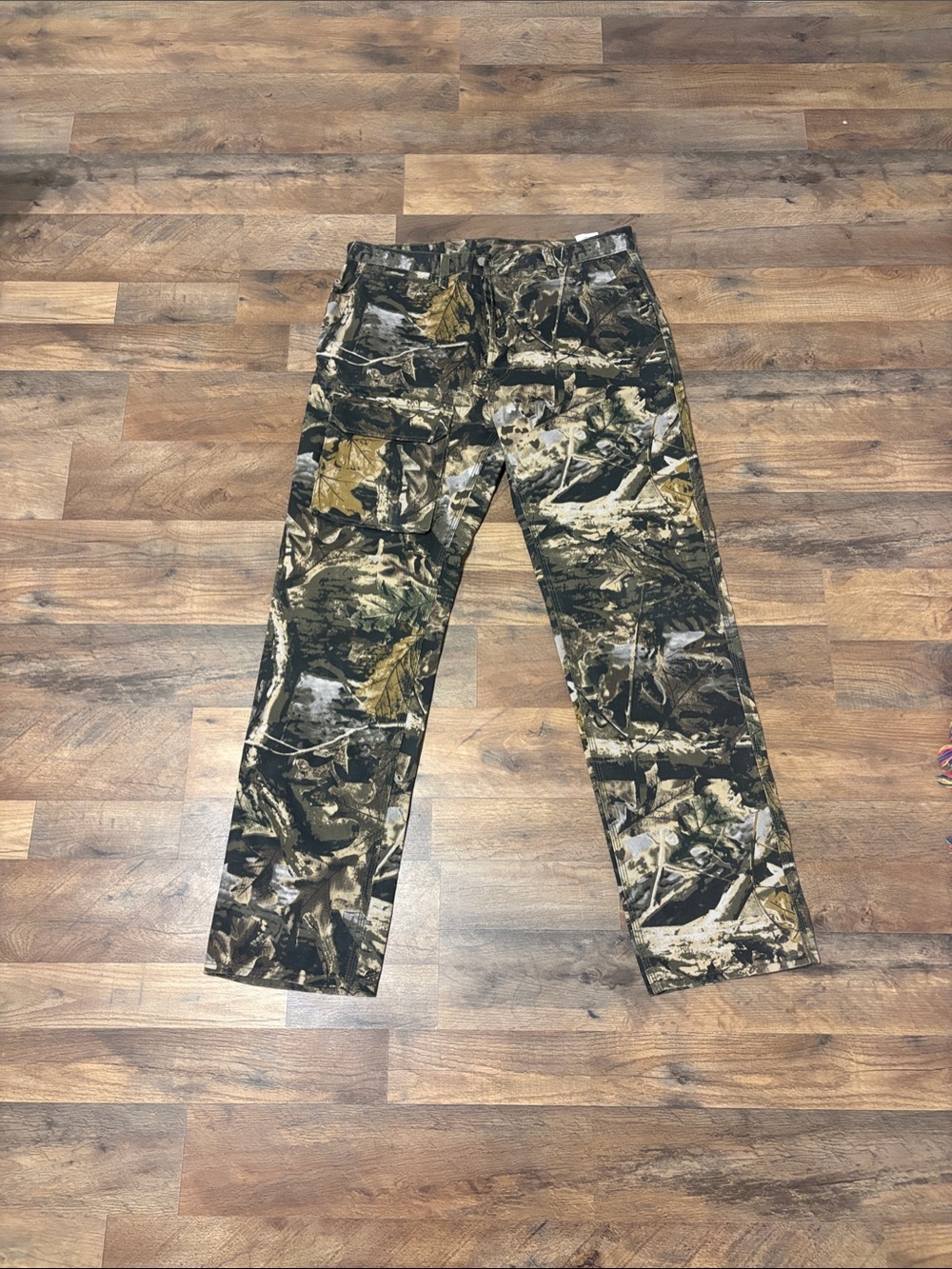Men's Camouflage Cargo Pants - Olive/Forest Camo